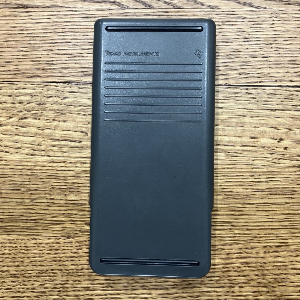 Texas Instruments T1-82 Graphics Calculator With Cover & Guidebook Tested Works - Picture 5 of 9